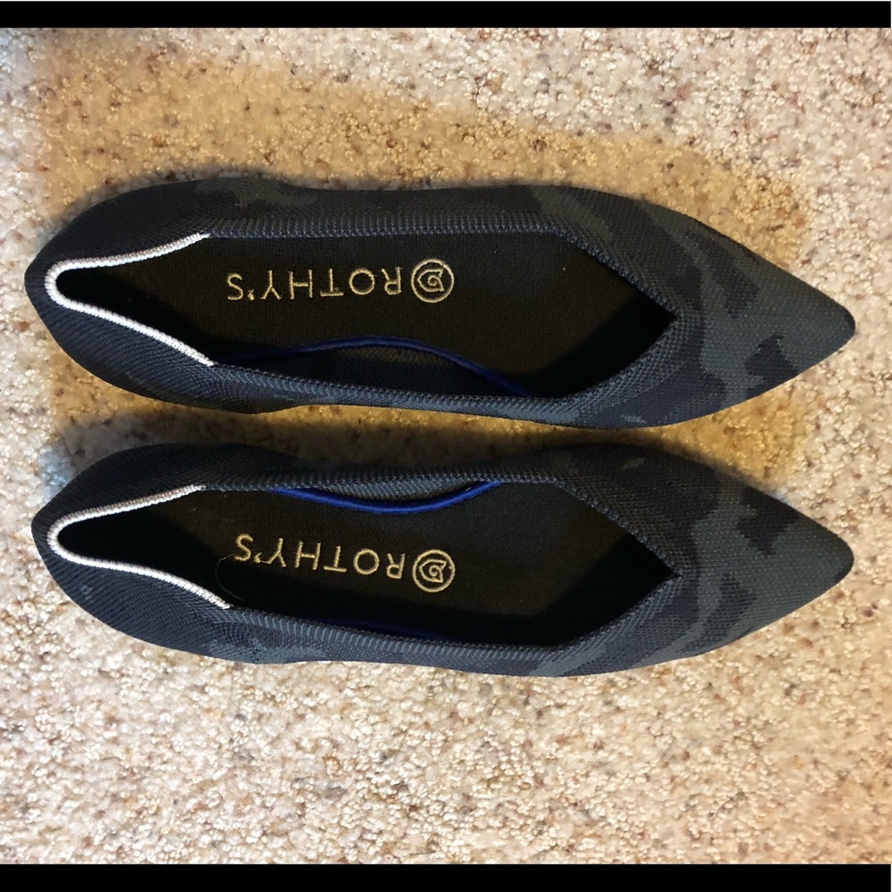 Pointy toe Rothy’s size 9.5